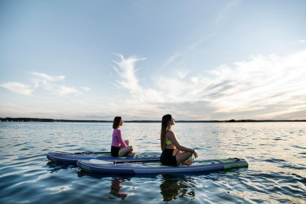 paddle-boarding-clothing-for-summer