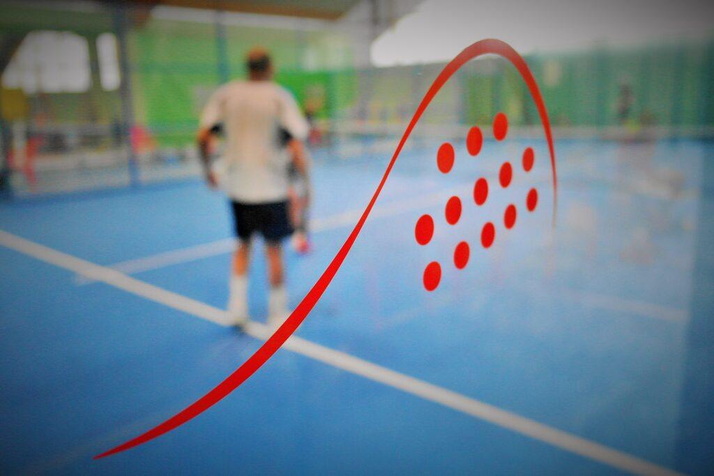 benefits-of-playing-padel-ball