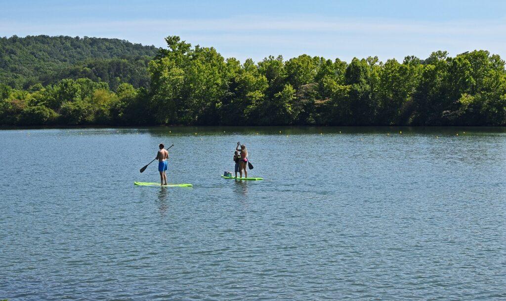 best places to paddle board